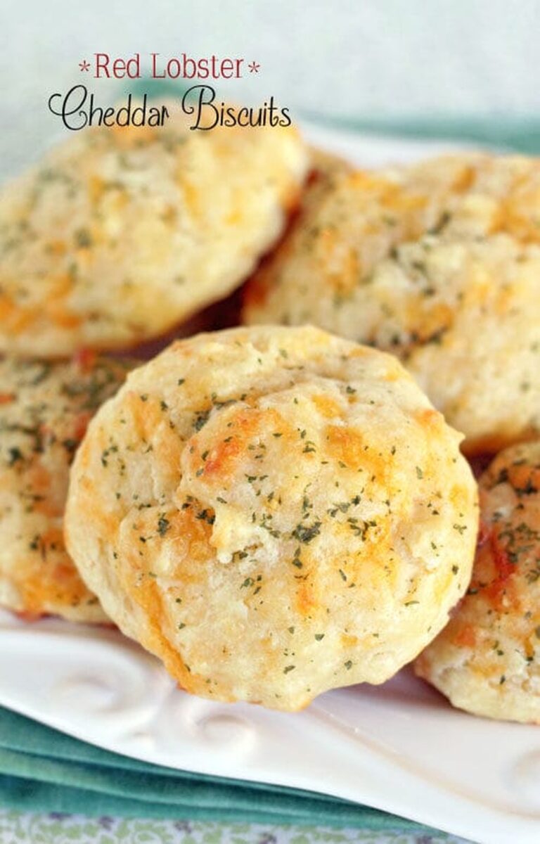 Homemade Red Lobster Cheddar Biscuits Recipe