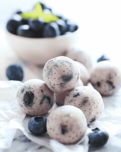 Irresistible Blueberry Cheesecake Protein Balls Recipe