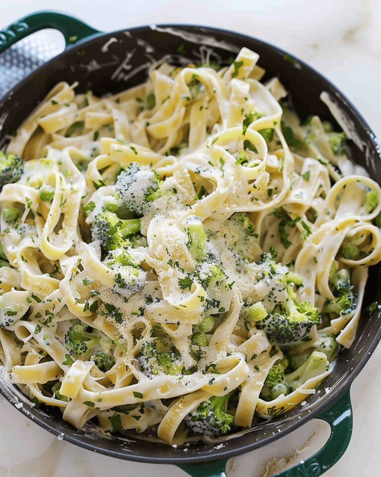 Creamy Cheese Pasta with Broccoli Recipe