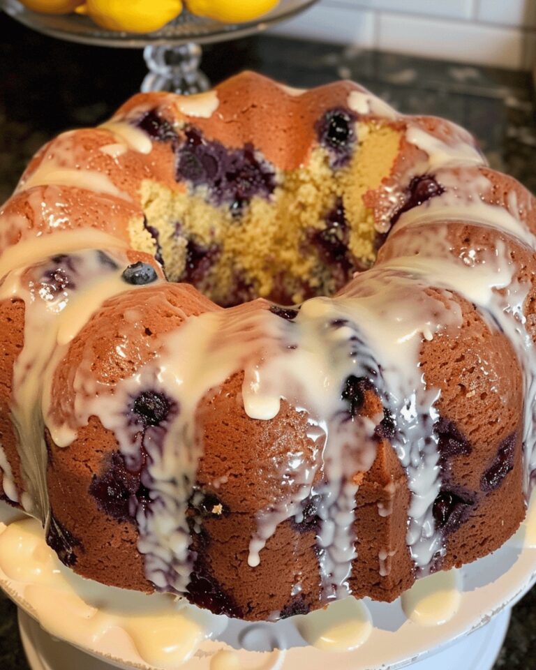 Moist Blueberry Sour Cream Coffee Cake Recipe