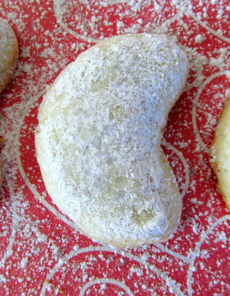 Christmas Crescent Cookies Recipe