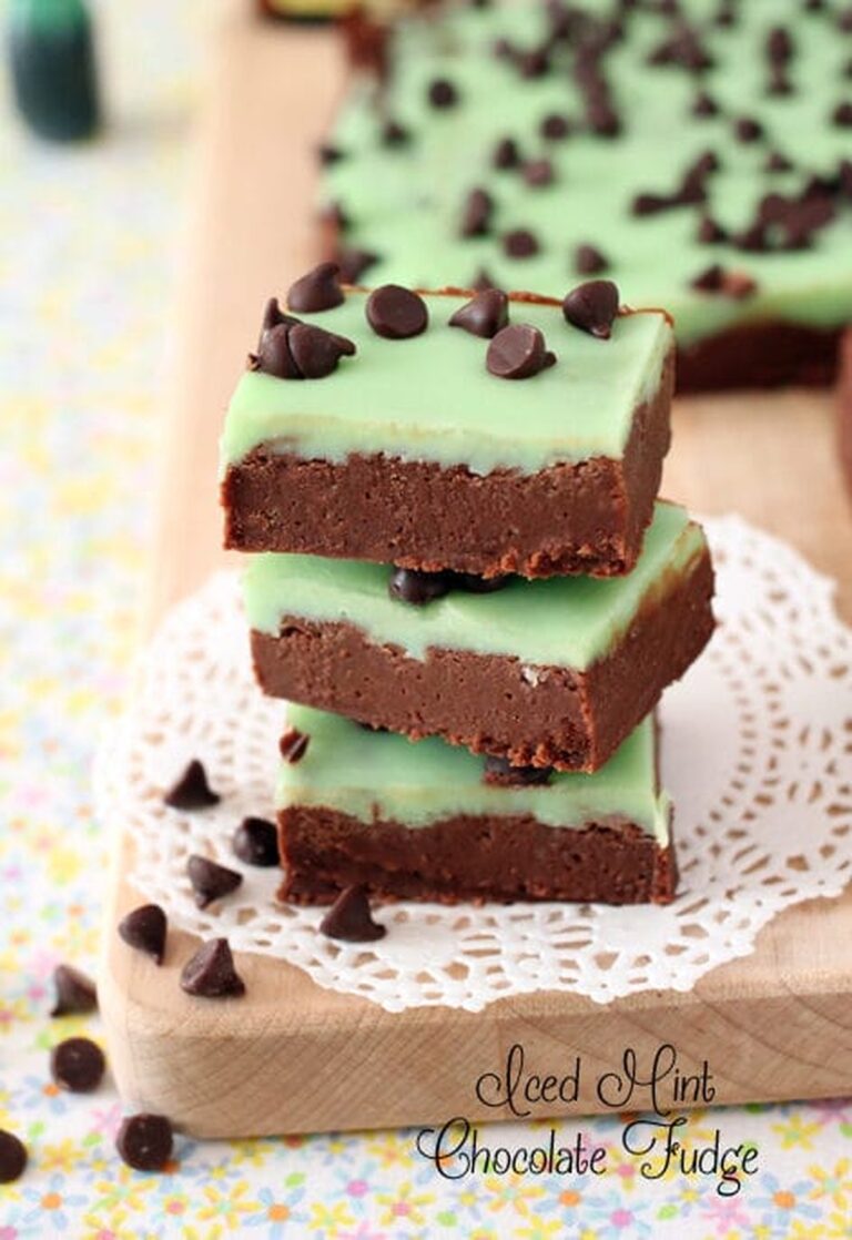 Easy Iced Mint Chocolate Fudge Recipe