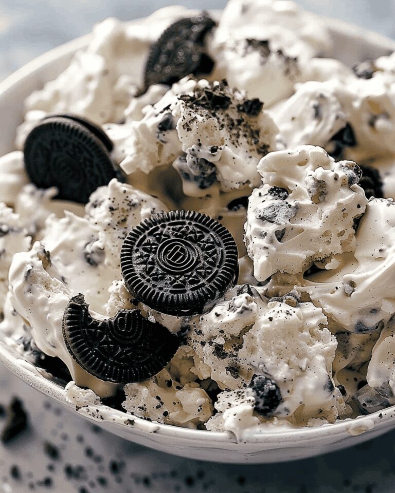 Creamy Oreo Salad Recipe