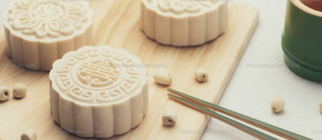 Snow Skin Mooncake (Bing Pi Yuebing)