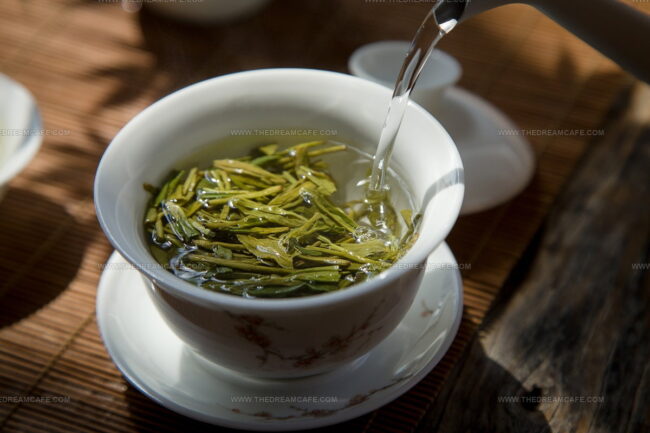 Longjing Tea (Longjing Cha)