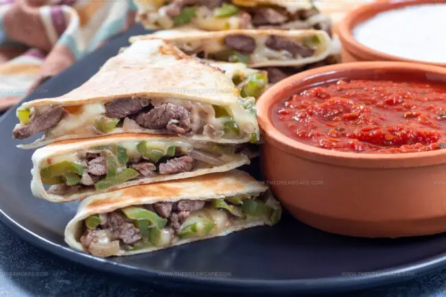 What Are the Best Sauces or Spreads for Wraps and Sandwiches?