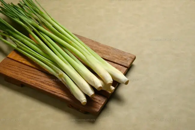 What Makes Lemongrass So Distinctive in Southeast Asian Cuisine?