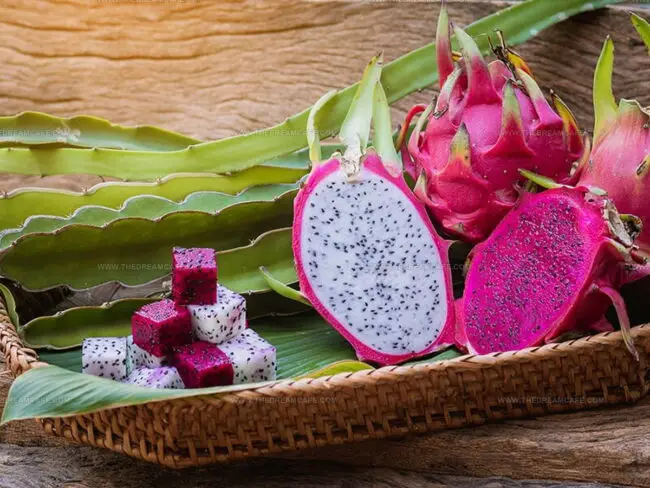 What Dragon Fruit Really Tastes Like