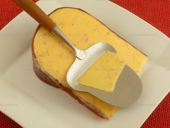 Gouda With Bacon Bits